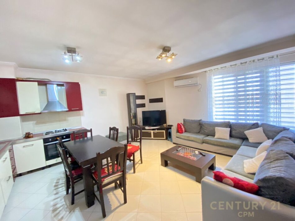 Tirane, shitet apartament 2+1 Kati 6, 98 m² 125.000 € (Yzberisht)
