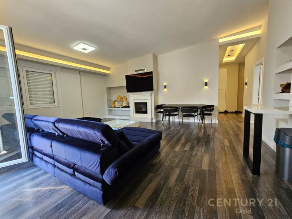 Tirane, shes apartament 3+1+2 , 172 m² 350.000 € (Liqeni i Thatë)