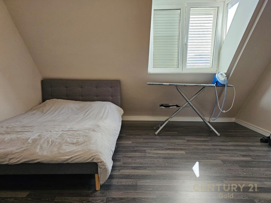 Tirane, shes apartament 3+1+2 , 172 m² 350.000 € (Liqeni i Thatë)