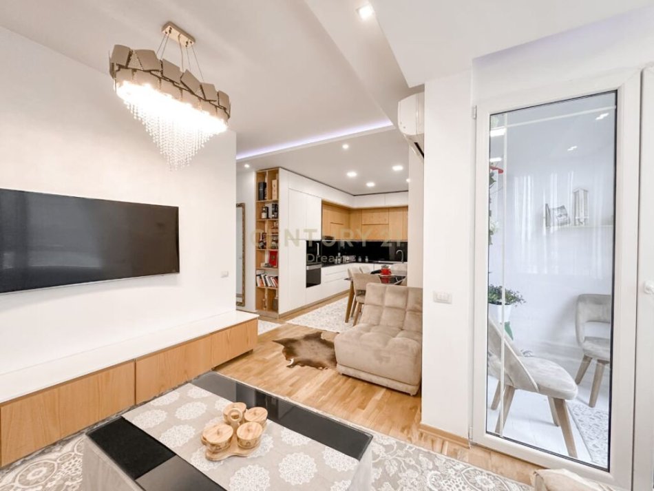 Tirane, shes apartament 3+1+2+POST PARKIMI , 124 m² 260.000 € (Kopshti Botanik Zoologjik)