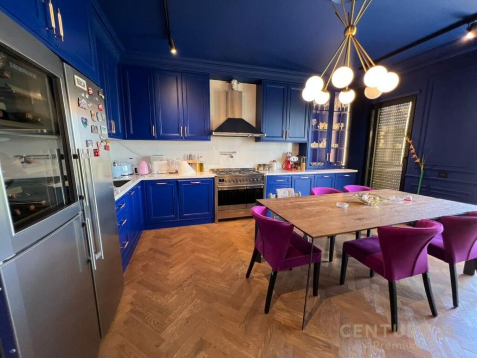 Tirane, shes apartament 2+1+2 , 117 m² 370.000 € (Secret Garden, Qendra Tregtare TEG)