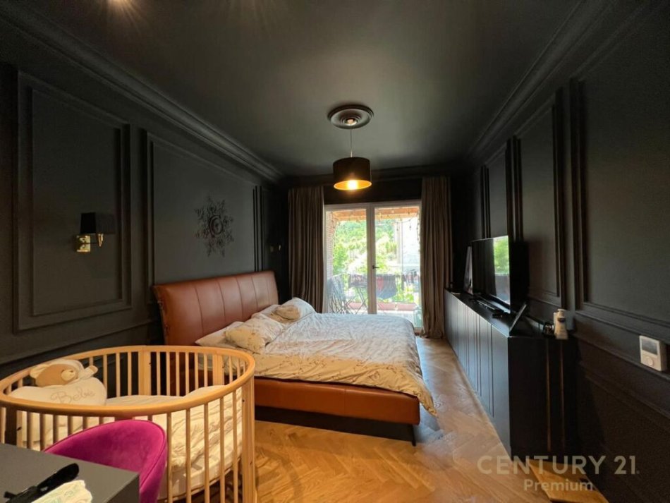 Tirane, shes apartament 2+1+2 , 117 m² 370.000 € (Secret Garden, Qendra Tregtare TEG)