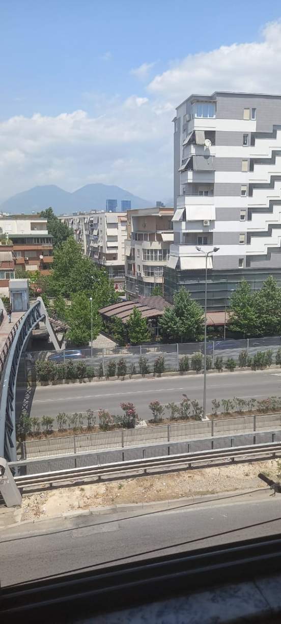 Tirane, shitet apartament 2+1+BLK Kati 3, 103 m² 115.000 Euro (Rruga Abraham Linkoln)