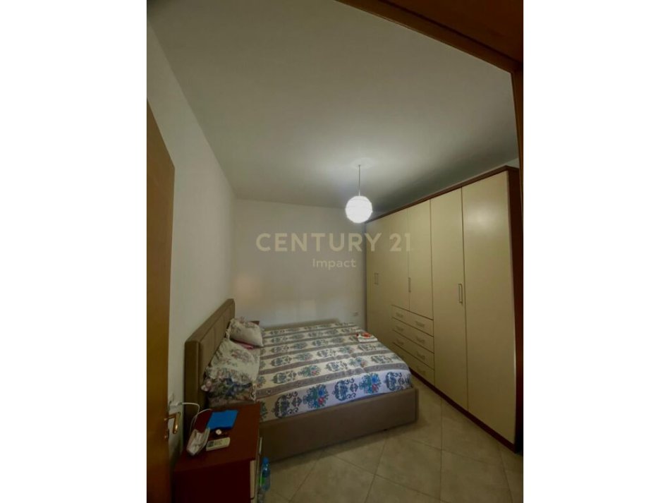 Tirane, jepet me qera apartament 1+1 Kati 4, 60 m² 530 € (Liqeni i Thate Impact102107)
