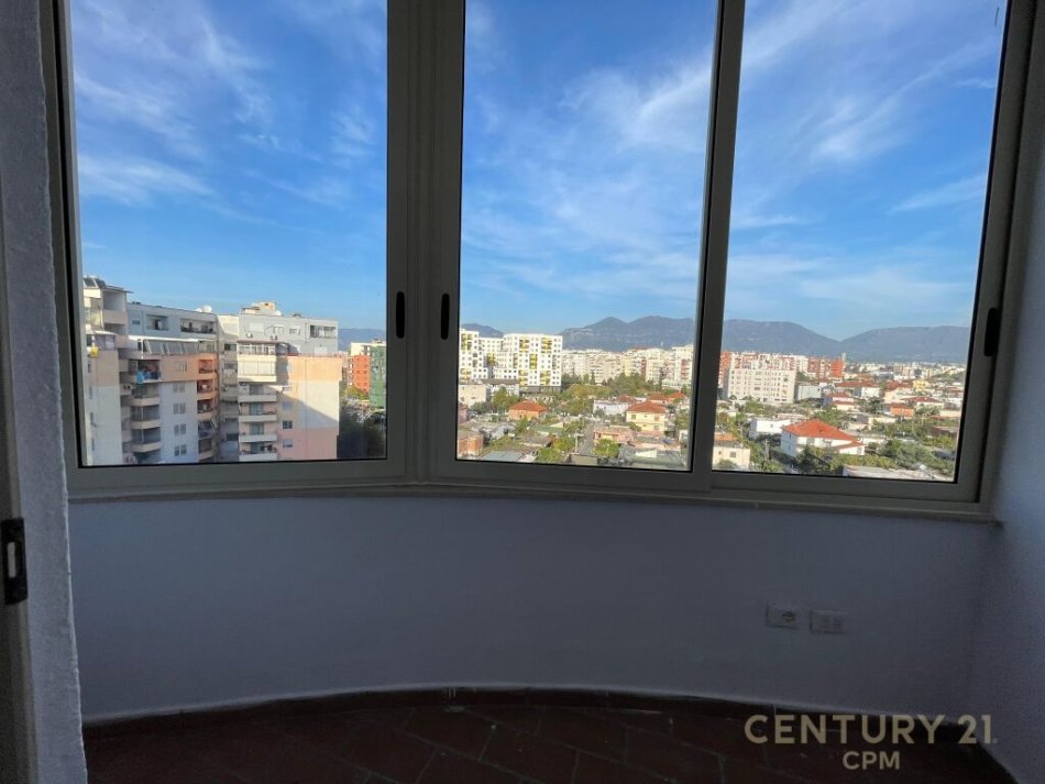 Tirane, shitet apartament 2+1 Kati 7, 110 m² 138.000 € (Yzberisht smart102113)