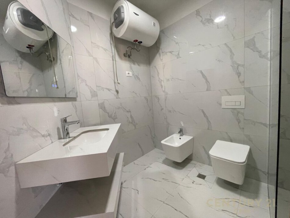 Tirane, shitet apartament 2+1 Kati 7, 110 m² 138.000 € (yzberisht)