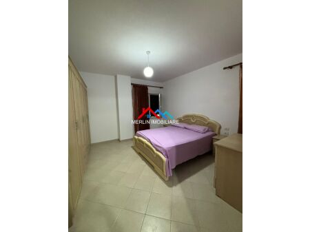 Tirane, jepet me qera apartament 2+1 Kati 2, 130 m² 700 € (DON BOSKO)