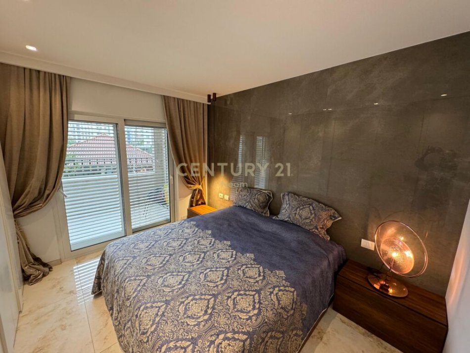 shes , Apartament 2+1, 280.000Euro (Liqeni i Thate, Neom102185)