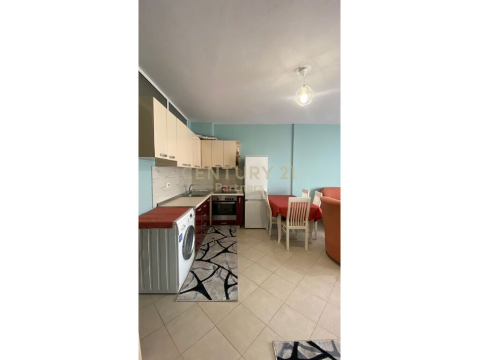 Shqiperi, shitet apartament 2+1 Kati 8, 92 m² 100.000 € (astir)