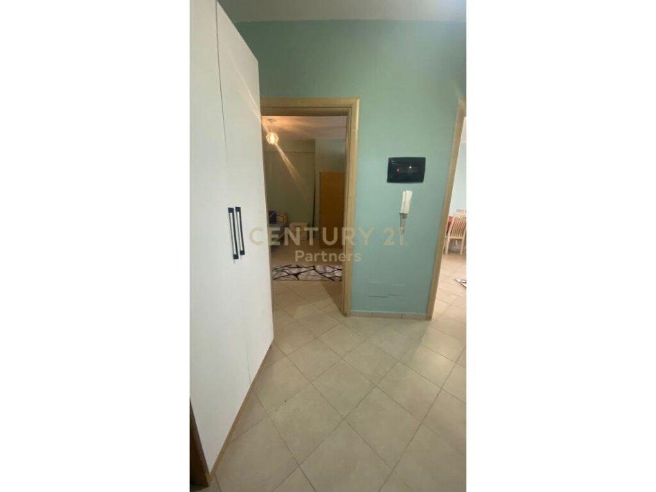 Shqiperi, shitet apartament 2+1 Kati 8, 92 m² 100.000 € (astir)