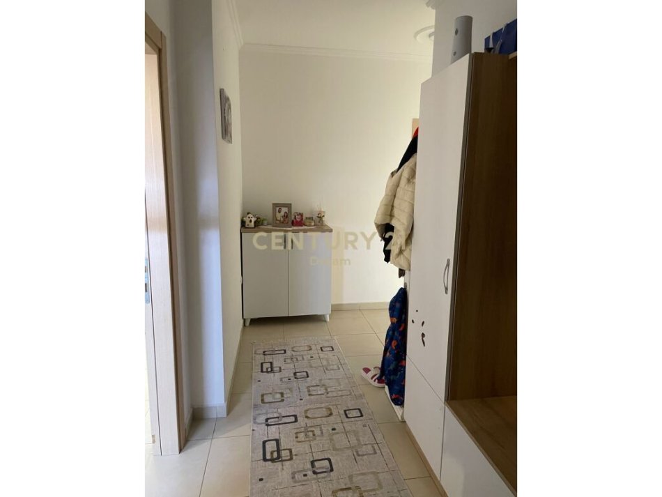 Tirane, shitet apartament 2+1 Kati 2, 115 m² 155.000 € (kinostudio)