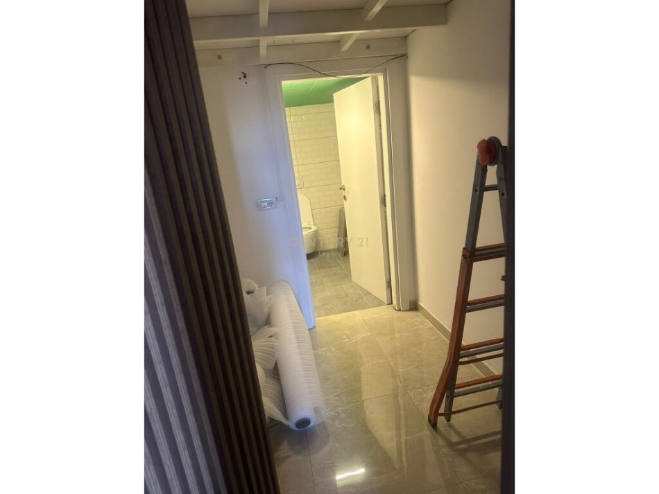 Tirane, jepet me qera ambjent biznesi Kati 0, 35 m² 650 € (Bulevardi i Ri Hipoteka)