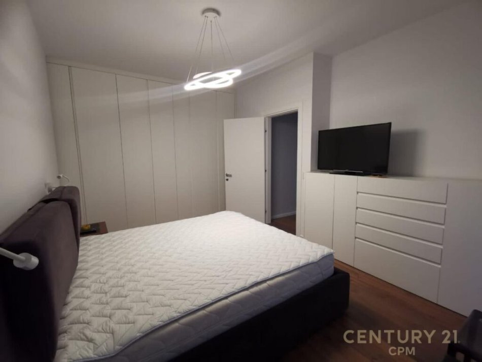 Tirane, shitet apartament 1+1 Kati 5, 75 m² 169.000 € (Kompleksi Magnet)