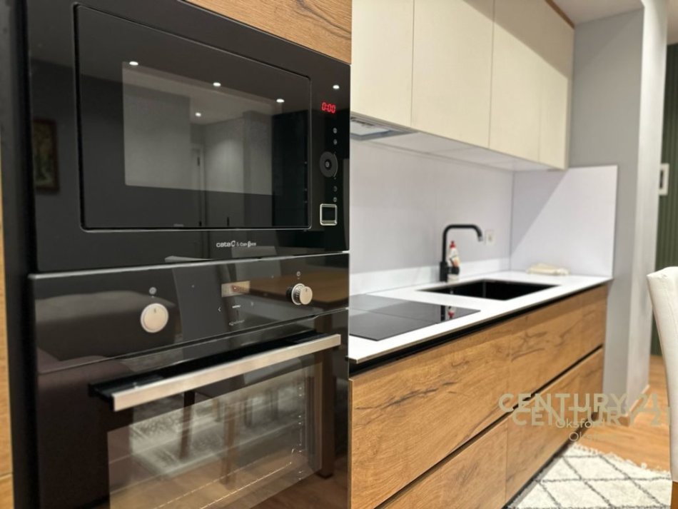 Tirane, jap me qera apartament 1+1+POST PARKIMI+Ballkon , 73 m² 850 € (Kompleksi Delijorgji)