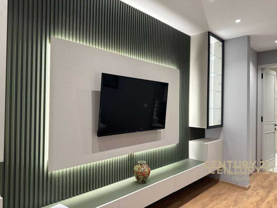 Tirane, jap me qera apartament 1+1+POST PARKIMI+Ballkon , 73 m² 850 € (Kompleksi Delijorgji)