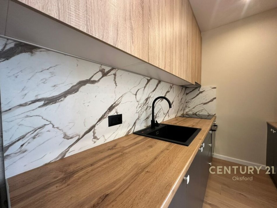 Tirane, shitet apartament 1+1 Kati 5, 56 m² 150.000 € (pazari i ri)