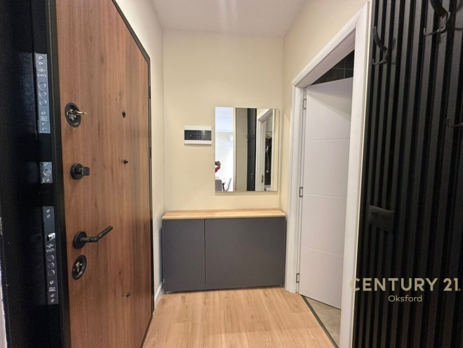 Tirane, shitet apartament 1+1 Kati 5, 56 m² 150.000 € (pazari i ri)