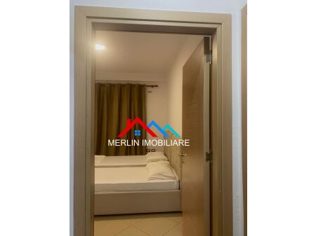 Tirane, jepet me qera apartament 1+1 Kati 2, 65 m² 684.044.520 € (Kadri Roshi)