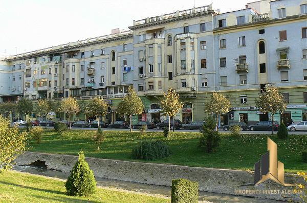 Tirane, shes apartament 2+1 Kati 6, 60 m² 95.000 Euro (Pallatet Agimi)