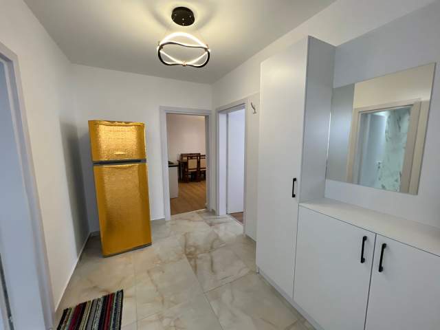 Tirane, shitet apartament 1+1+BLK Kati 5, 575 m² 75.000 Euro (Brryli)
