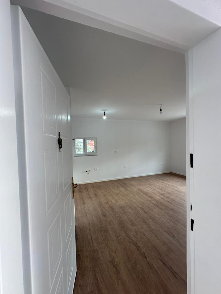 Tirane, shitet apartament 1+1 Kati 2, 57 m² 75.000 € (Halit Bega)