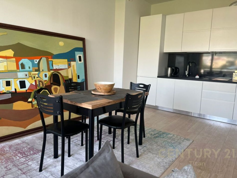 Tirane, jap me qera apartament 2+1+2 , 92 m² 1.200 € (Rruga e Kosovarëve)