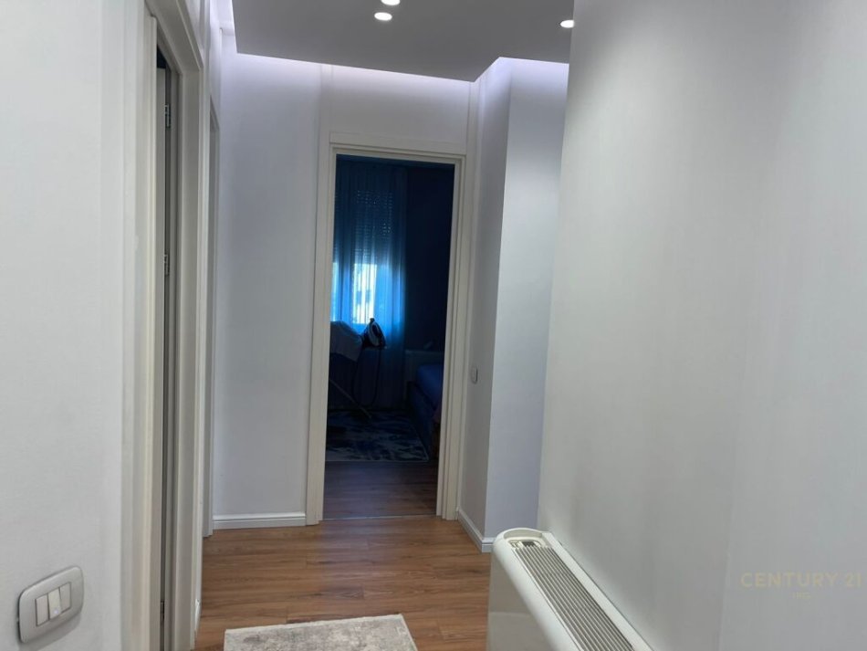 Tirane, shes apartament 2+1+POST PARKIMI , 126 m² 440.000 € (Park Gate, Rruga e Elbasanit)