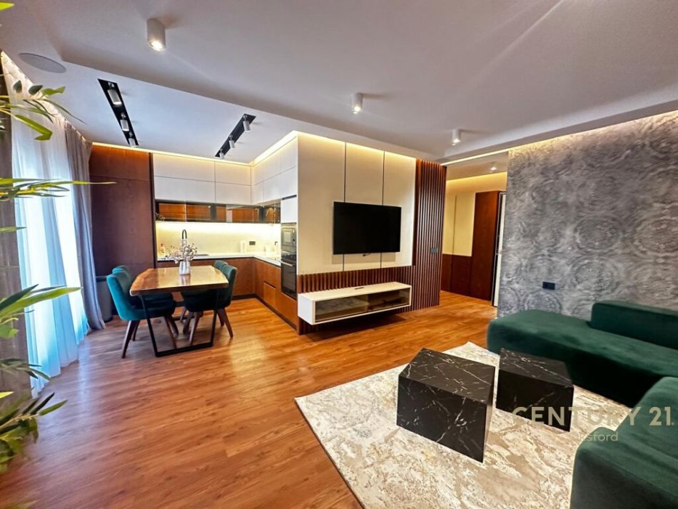 Tirane, shitet 3+1+Aneks+Ballkon Kati 4, 360.000 € (Kompleksi Fratari)