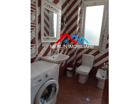 Tirane, jepet me qera apartament 2+1 Kati 3, 120 m² 750 € (MYSLYM SHYRI)