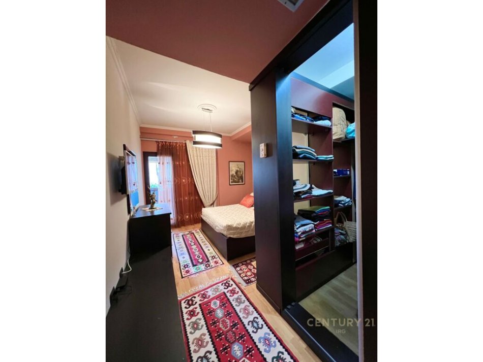 Tirane, shes apartament 2+1 , 202 m² 530.000 € (Ish Blloku)