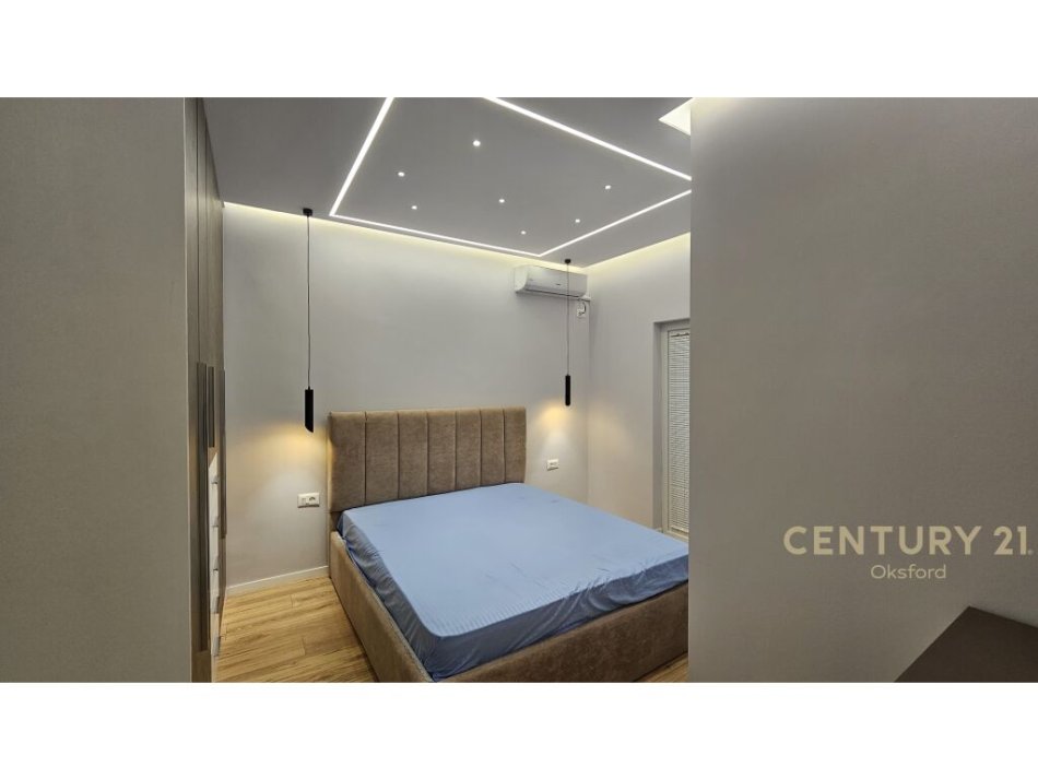 Tirane, jepet me qera 1+1 Kati 5, 48 m² 500 € (Pazari i Ri)