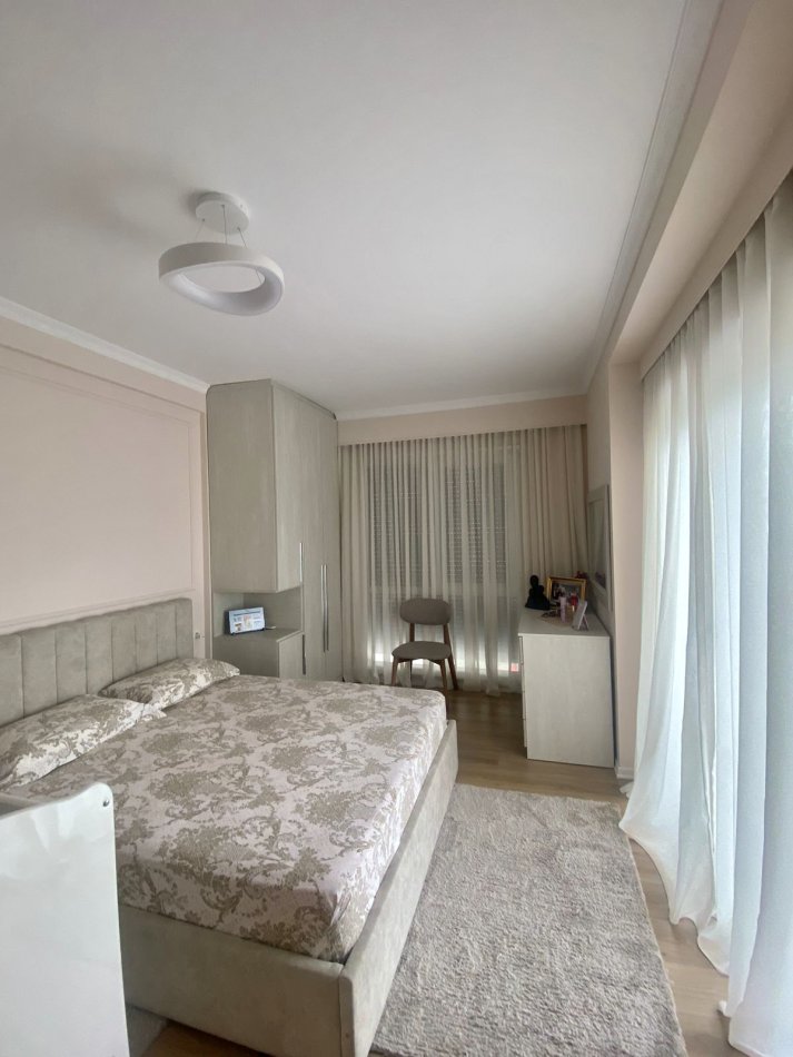 Tirane, shitet apartament 2+1+Ballkon Kati 4, 101 m² 170.000 € (Kompleksi Vila-L 2021, Astir)