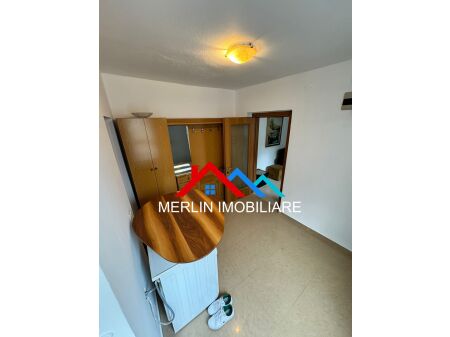 Tirane, jepet me qera Vile 2+1 Kati 3, 200 m² 750 € (Rruga Has Mema,ALI DEMI)