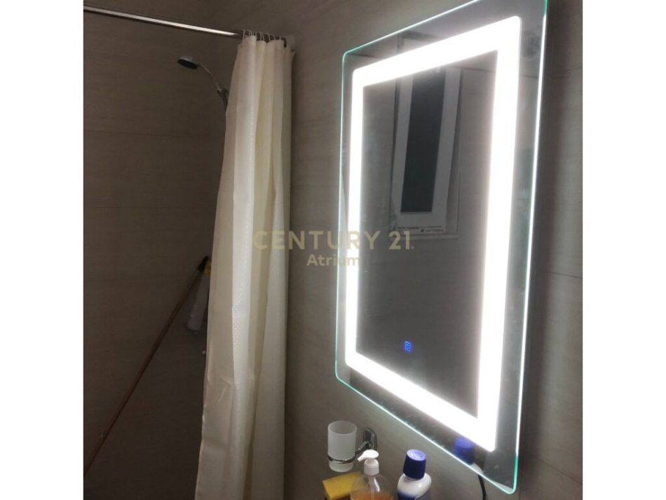 Tirane, jepet me qera apartament 1+1 Kati 5, 81 m² 500 € (Spitali Amerikan3 Atrium102947)