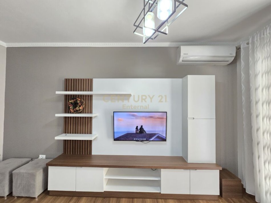 Tirane, shes apartament 2+1+2 , 103 m² 190.000 € (Kopshti Botanik Zoologjik)