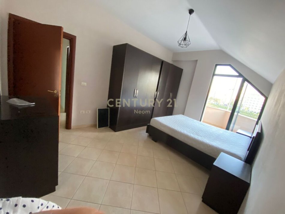 Tirane, jepet me qera apartament 2+1 Kati 2, 118 m² 550 € (Liqeni i Thate Neom103030)
