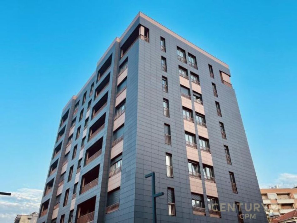 Tirane, jepet me qera apartament 1+1 Kati 1, 60 m² 550 € (Pazari i Ri smart103040)