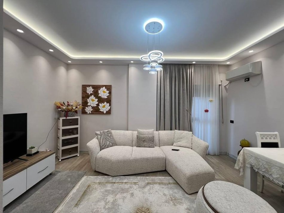 Tirane, shitet 1+1 Kati 2, 89 m² 180.000 € (Liqeni Artificial i Tiranes)
