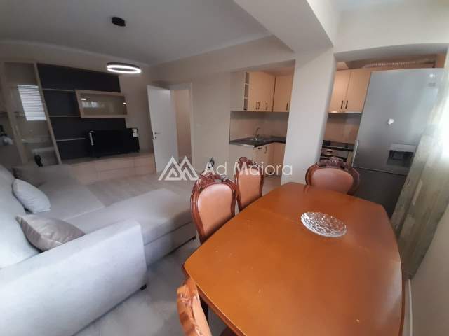 Durres, jepet me qera apartament 1+1+BLK Kati 2, 55 m² 350 Euro (QENDER DURRES)