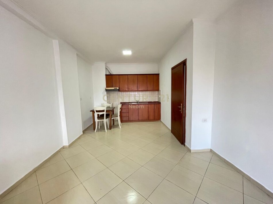 Tirane, shitet apartament 1+1+Ballkon Kati 2, 77 m² 96.000 € (OKAZION!! Cmim i arsyeshem (1250 euro/m²) ne Don Bosko, ne pallat te ri)