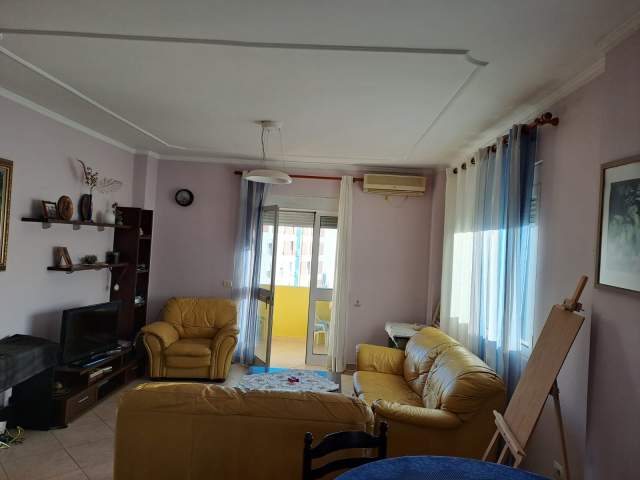 Tirane, shitet apartament 2+1+BLK Kati 8, 103 m² 175.000 Euro (ANTON FUTI)