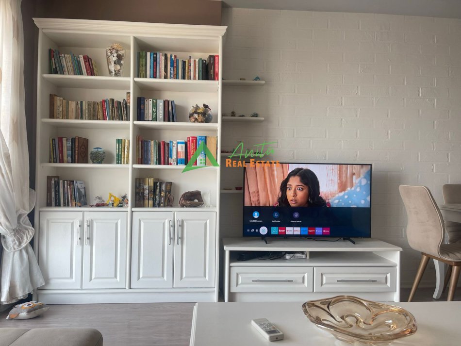 Tirane, jepet me qera apartament 2+1+Ballkon Kati 6, 98 m² 650 € (Ali Demi)