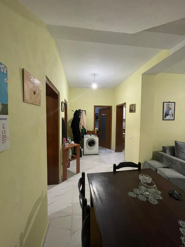 Tirane, jepet me qera apartament 3+1+Aneks Kati 1, 600 € (Rruga Pasho Hysa)