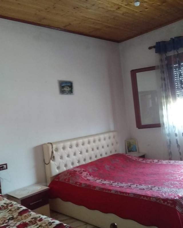 Tirane, shes Vile Kati 1, 140 m² 100.000 Euro