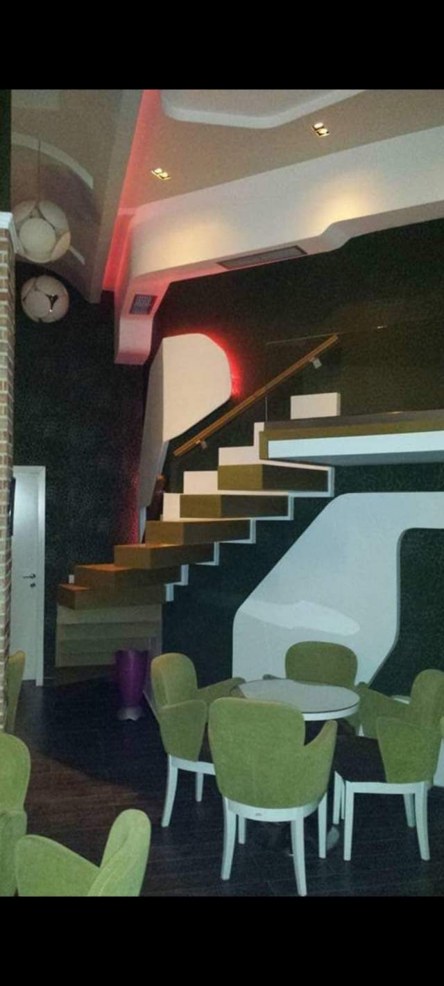 Tirane, jepet me qera lokal Kati 0, 100 m² 1.000 Euro