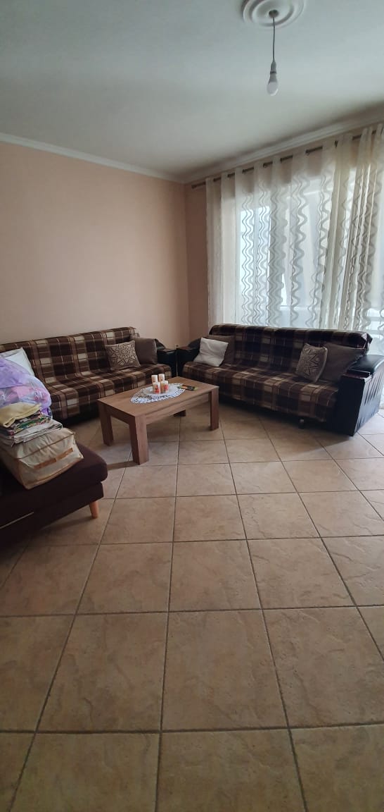 Tirane, shes apartament 2+1+BLK Kati 4, 124 m² 149.000 Euro (kopshti zologjik)