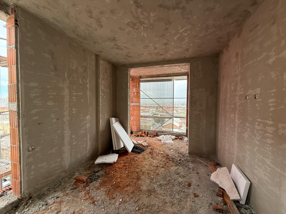 Tirane, shitet apartament 1+1 Kati 6, 75 m² 116.000 € (Siri Kodra)