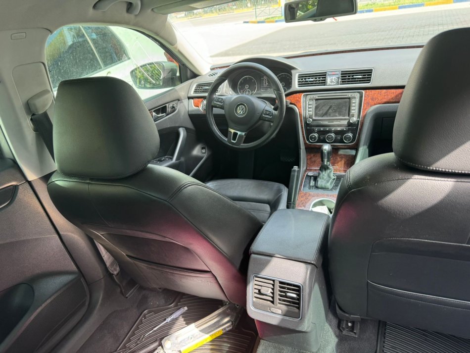 okazion Tirane, shes makine Passat Nafte, 8500 € sherbimet e bera