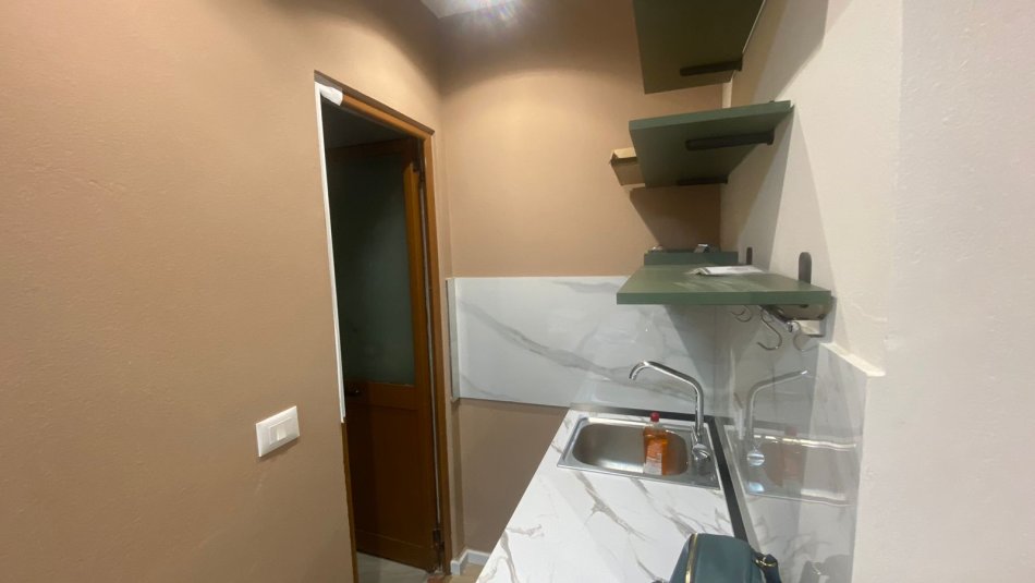 Jepet Garsoniere per qira tek Ministria e Drejtesise!
