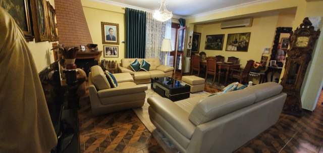 Tirane, jepet me qera apartament 3+1+A+BLK Kati 3, 150 m² 900 Euro